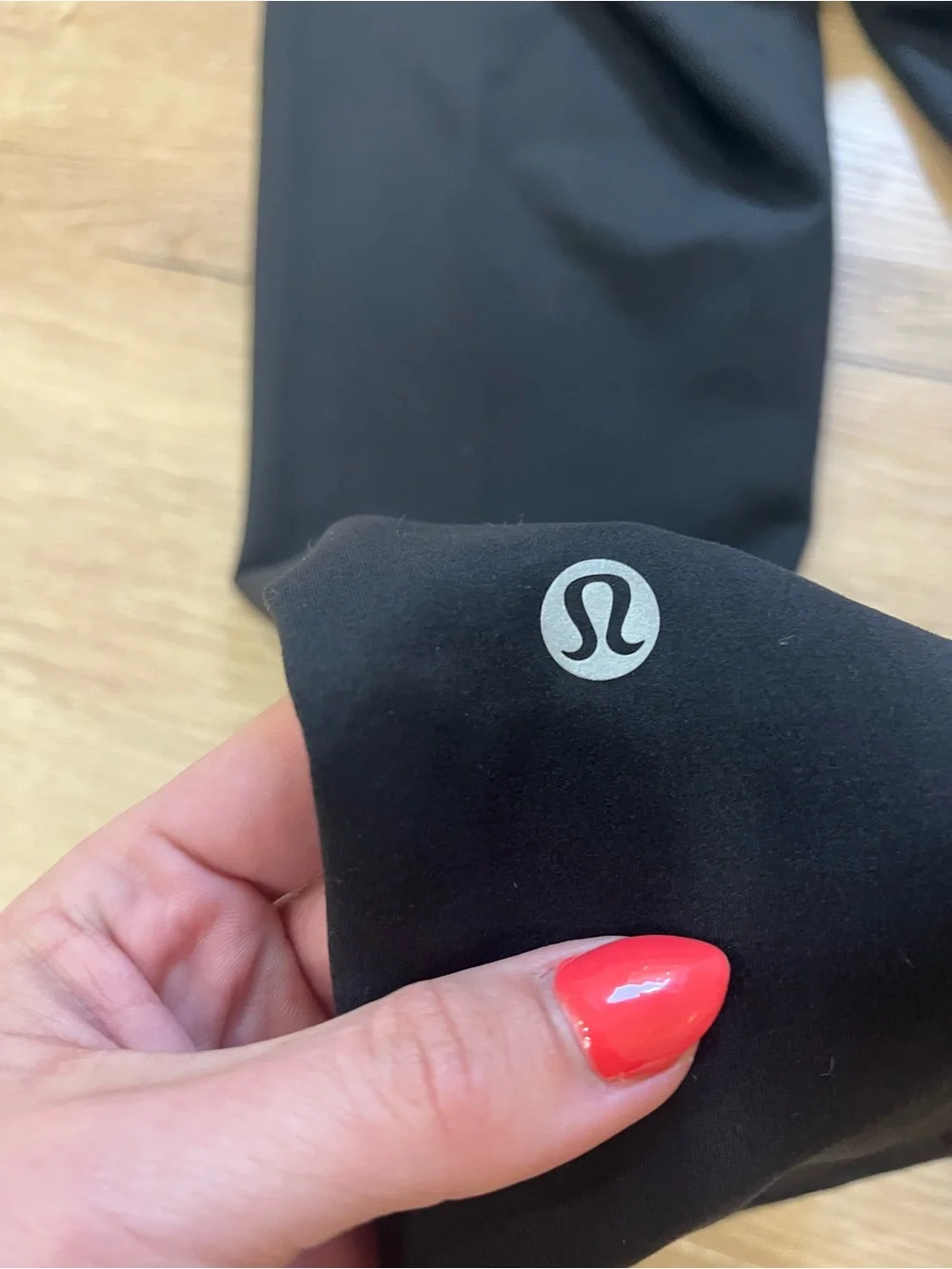 Lululemon Wunder Train Contour Fit High Rise Black Leggings 23” | size 4